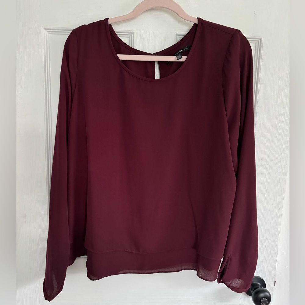 White House Black Market Kate double layered blouse size 14 burgundy